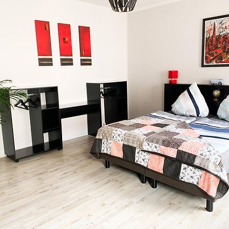 Citywohnung Mit Gartenzugang Шверин Екстериор снимка